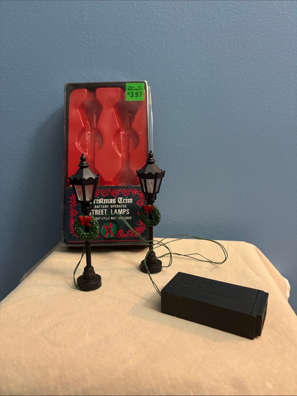 Battery Operated Street Lamps - Black; Not tested